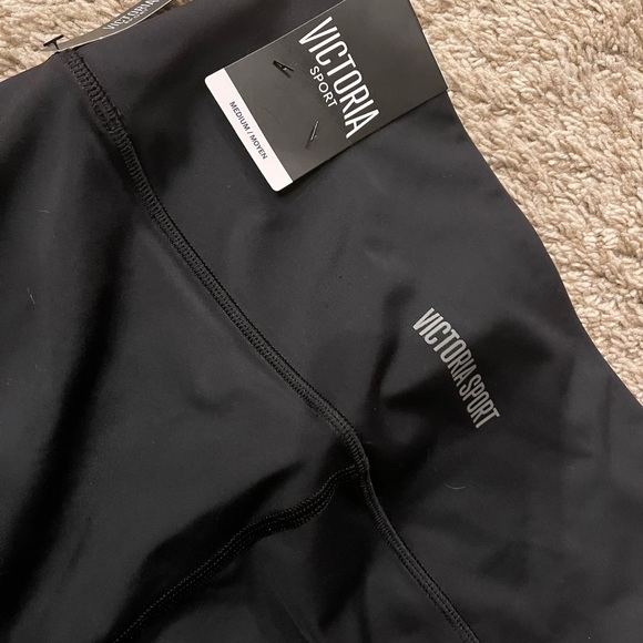 BRAND NEW VICTORIAS SECRET VS SPORT CROP LEGGINGS - Picture 5 of 6